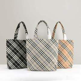 Picture of Burberry Handbags _SKUfw175675129fw